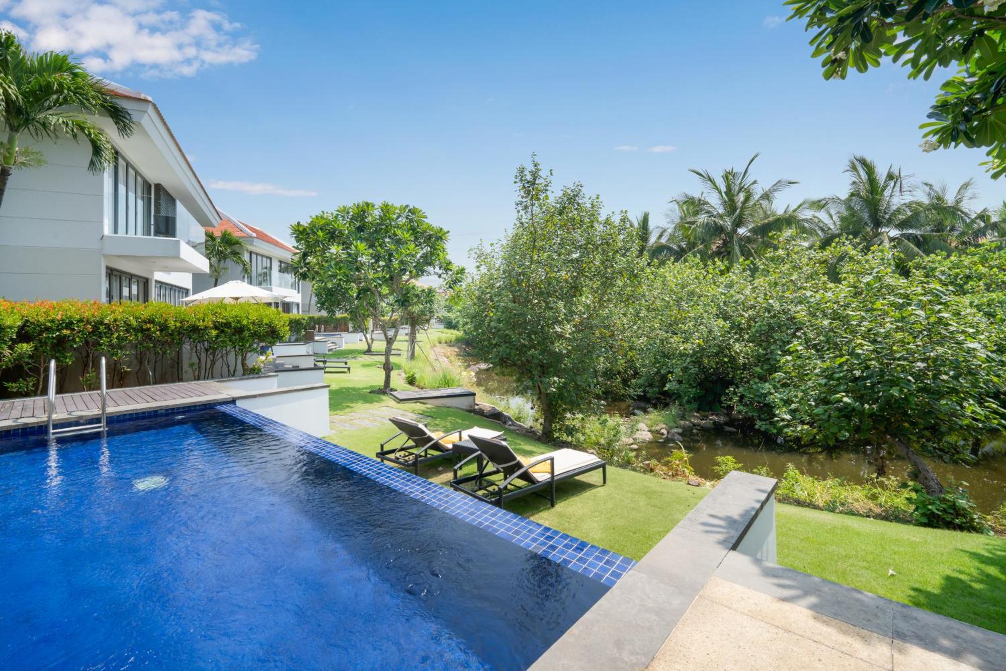 Luxury Pool Villa Close To The Private Beach Da Nang Exterior foto